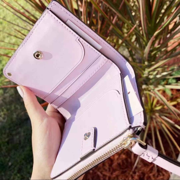 NWT Kate Spade ♠️ Wallet - Picture 3 of 6